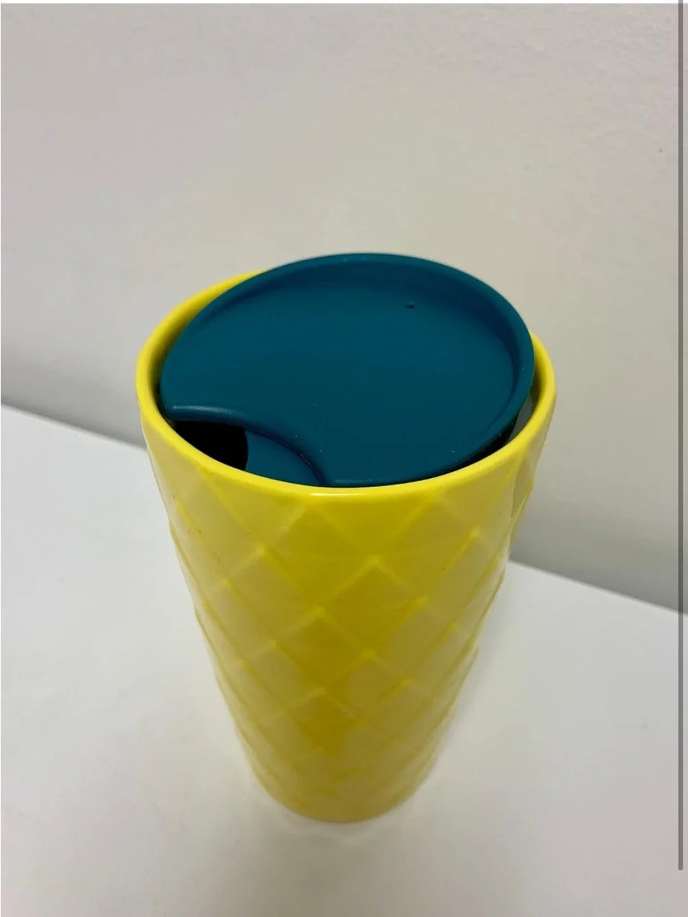 STARBUCKS Hawaii Collection Double Wall Ceramic Pineapple Tumbler 12oz